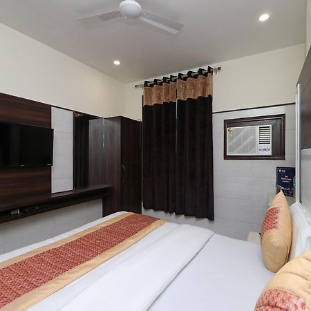 Oyo 11594 Hotel Tvs Nowe Delhi Zewnętrze zdjęcie